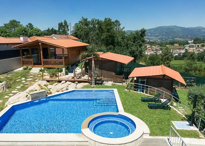 Fernandes Guest House Blue Bungalow